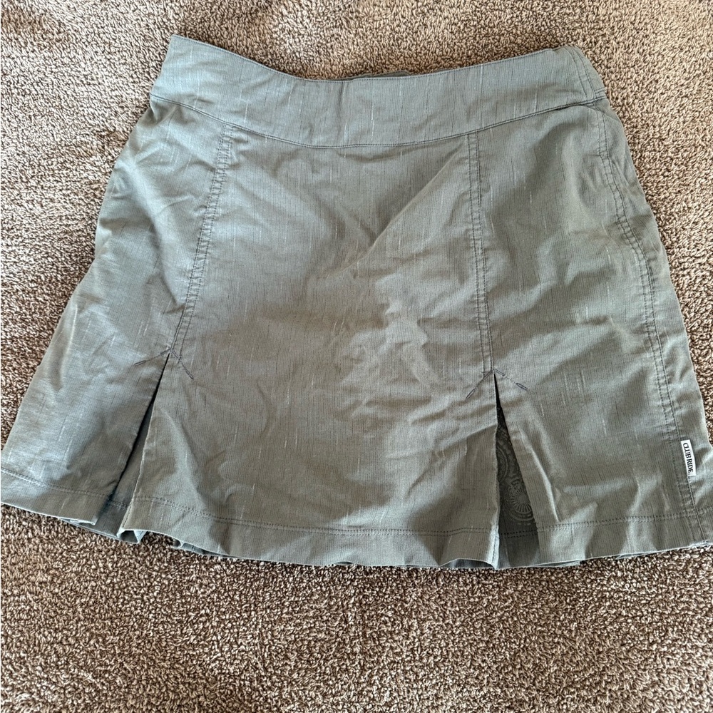 Club Ride Apparel Green Athletic/biking Skirt